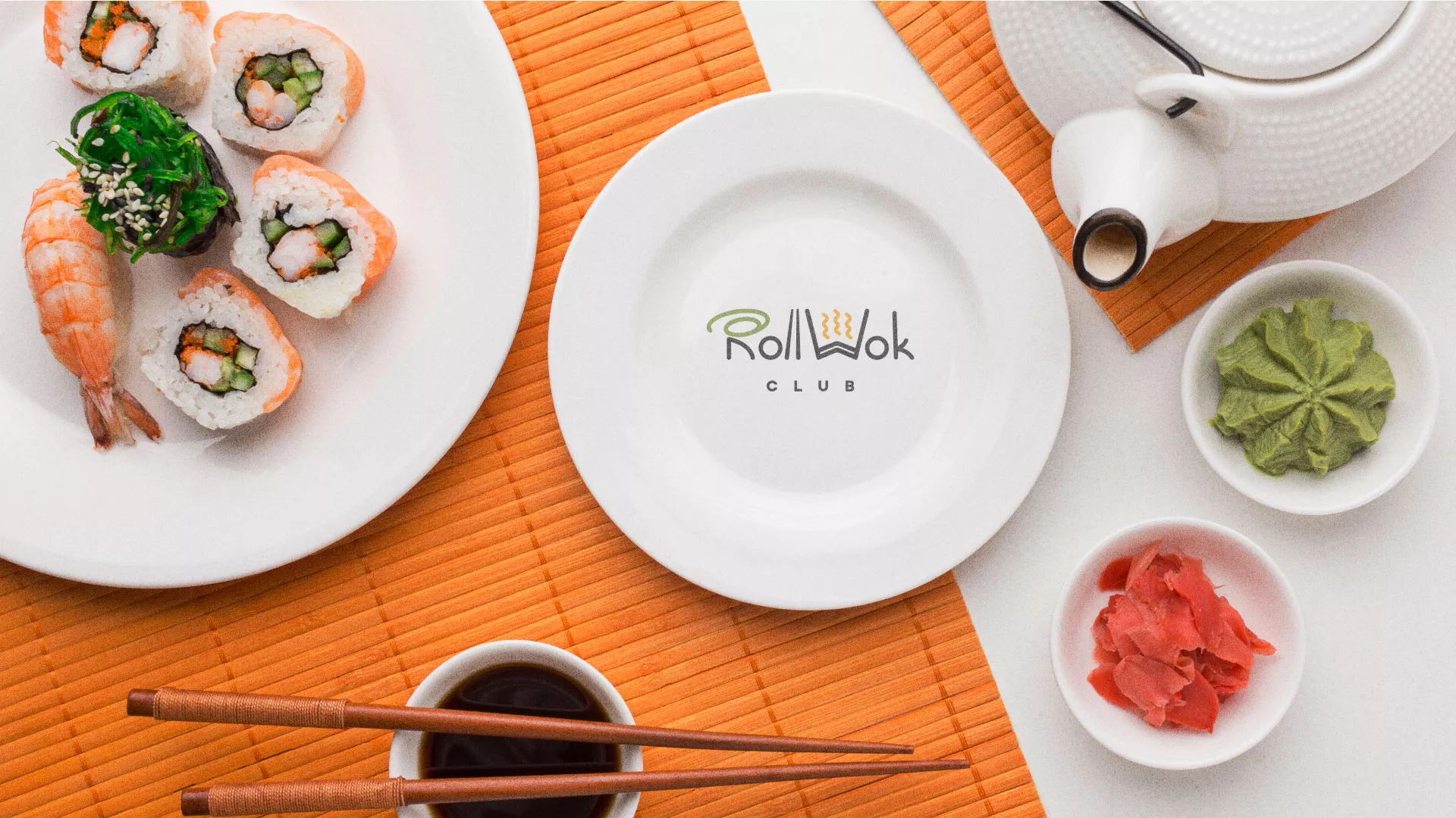 Разработка логотипа и фирменного стиля суши-бара «Roll Wok Club» в Нижнем Тагиле
